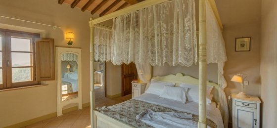 camera-di-lusso-toscana-con-vista5.jpg Holiday home in Italy villa booking