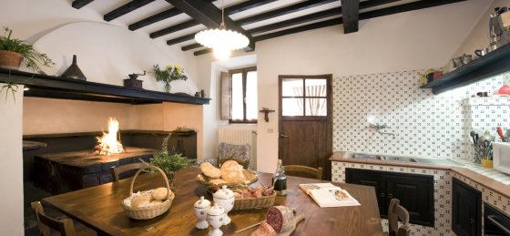 generali_cucina_01.jpg Book a villa in Italy