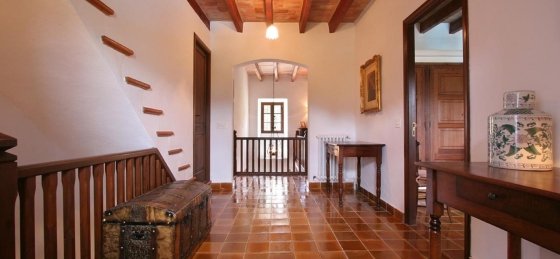 guillo_-_interior_2_2400x1600.jpg Book a villa holiday in Spain