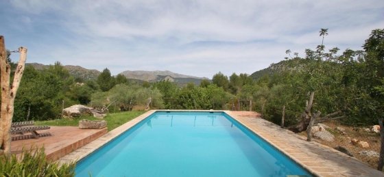 guillo_-_swimming_pool_5_2400x1600.jpg Villa holidays in Mallorca