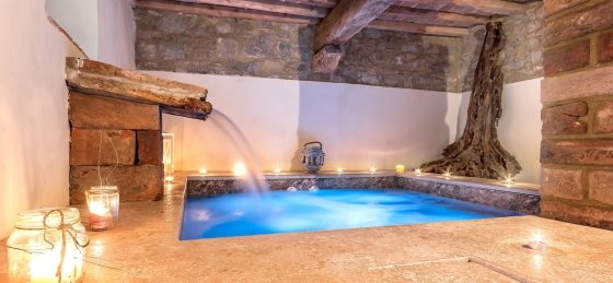 lo_camera_7.jpg Book a villa holiday in Italy