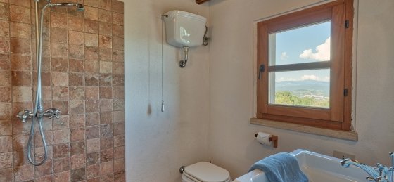 lo_dsc6101.jpg Holiday villas in Italy