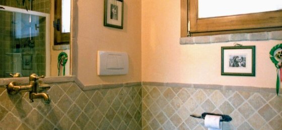 lo_moraiolo_bagno_studio.jpg Villa rentals in Perugia