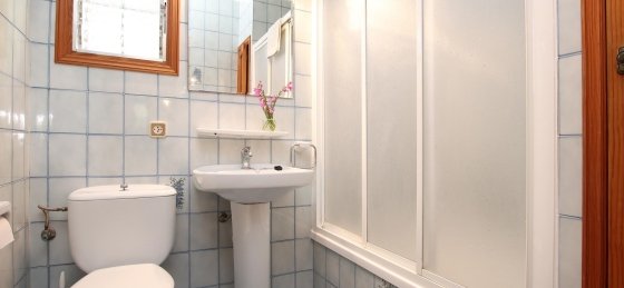 magraner_catalina_-_bathroom_1-1_2400x1600.jpg Villas in Balearic Islands