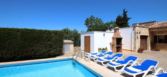 magraner_catalina_-_swimming_pool_04_2400x1600.jpg Villas in Balearic Islands