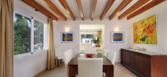 medina_-_dining_room_2_2400x1600.jpg Villa rentals in Cala San Vicente