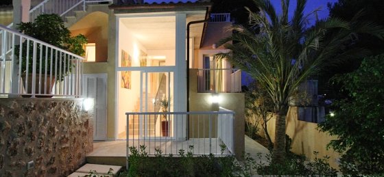 medina_-_va_xterior_garden_04_ns_2400x1600.jpg Holiday home in Mallorca villa booking