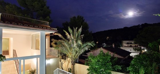 medina_-_va_xterior_garden_05_ns_2400x1600.jpg Book a villa in Spain