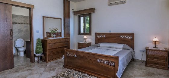 n75_4629_tn.jpg Villas in Cyprus