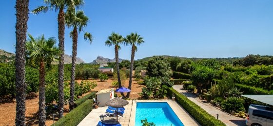 Book a villa holiday in Pollensa