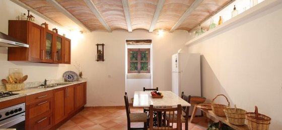 pascol_-_kitchen_1_2400x1600.jpg Villa holidays in Mallorca