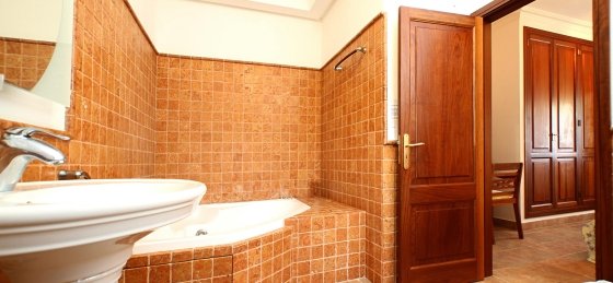 rico_-_bathroom_2-2_2400x1600.jpg Villa in Mallorca to rent