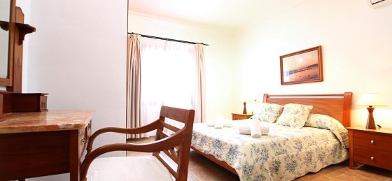 rico_-_bedroom_2-2_2400x1600.jpg Villa rentals in Spain