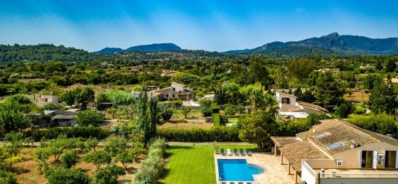 rico_-_swimming_pool_c_03_2400x1600.jpg Book a villa in Pollensa