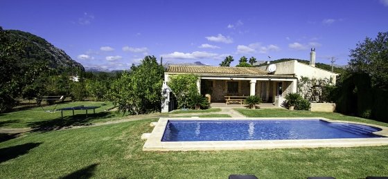 Holiday home in Pollensa villa booking
