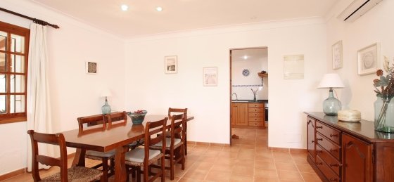 tolo_-_dining_room_02_2400x1600.jpg Holiday home in Mallorca villa booking