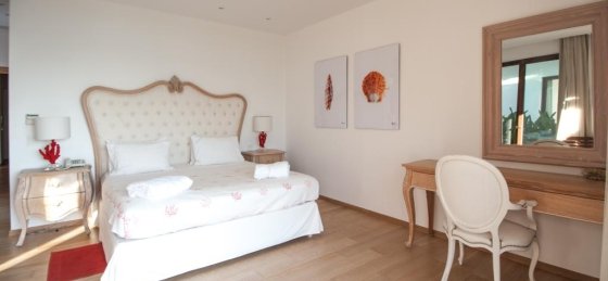 whatsapp_image_2022-09-21_at_07.16.41_8.jpeg Book a villa holiday in Elounda