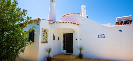 Book a villa in Carvoeiro