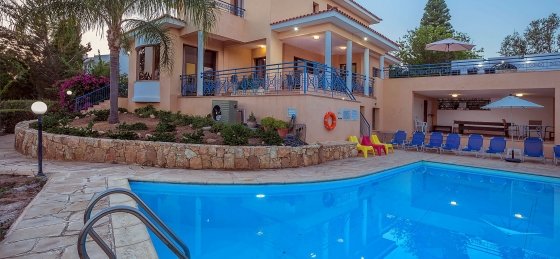 Holiday home in Paphos villa booking
