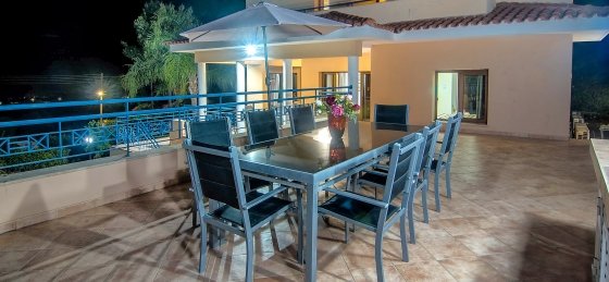 Villa in Coral Bay to rent