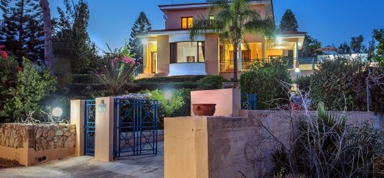 Holiday home in Paphos villa booking