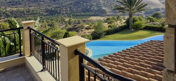 _dsc2422_tn.jpg Villa rentals in Cyprus