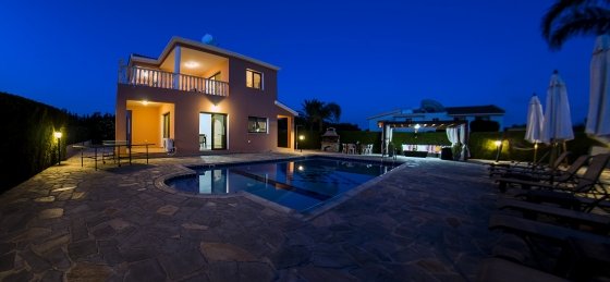 _dsc6899_tn.jpg Villas in Cyprus