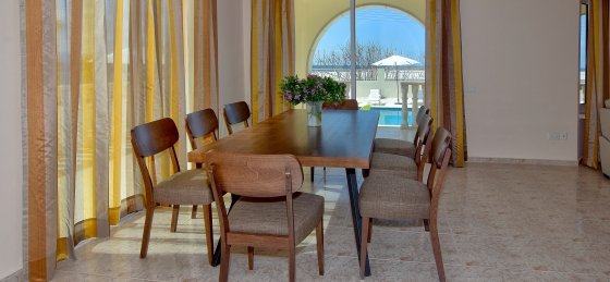 arc_1320_tn.jpg Villa holidays in Cyprus