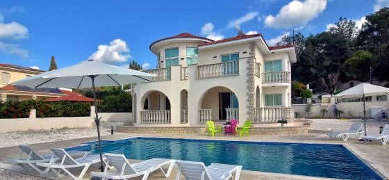 arc_1485_tn.jpg Villa rentals in Cyprus