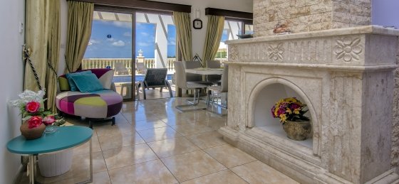 Villa in Coral Bay to rent