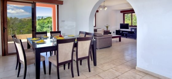 arc_1921_tn.jpg Book a villa holiday in Paphos