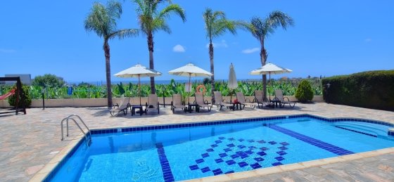 arc_1924_tn.jpg Book a villa holiday in Paphos