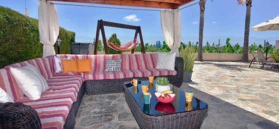 arc_1931_tn.jpg Holiday home in Coral Bay villa booking