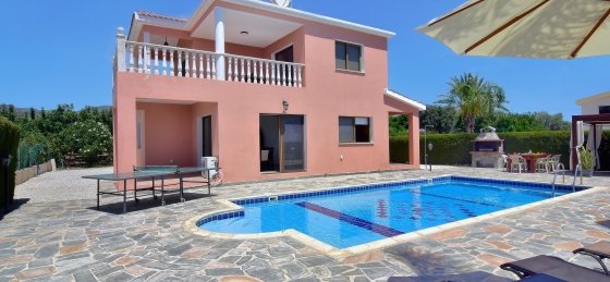 arc_1997_tn.jpg Villa in Cyprus to rent