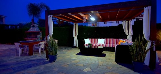 arc_2122_tn.jpg Villa rentals in Coral Bay