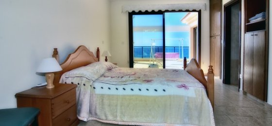 arc_2432_tn.jpg Book a villa holiday in Latchi