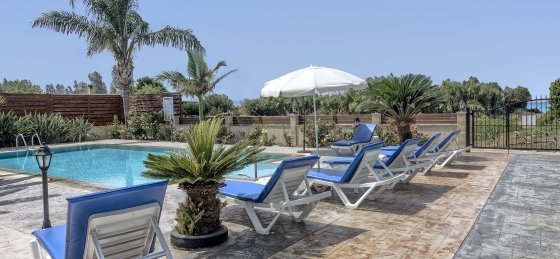 arc_3609_tn.jpg Book a villa holiday in Latchi