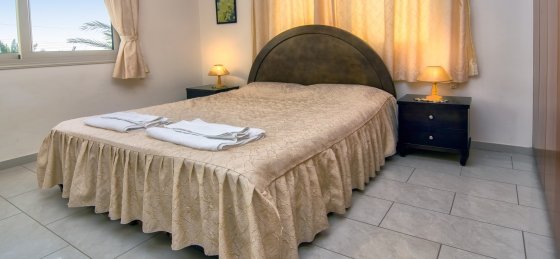 arc_7330_tn.jpg Book a villa holiday in Cyprus