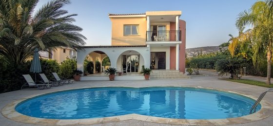 arc_7384_tn.jpg Holiday villas in Coral Bay