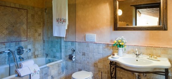 baht_limonaia_1.jpg Book a villa holiday in Tuscany