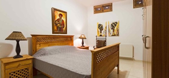 bed5_s.jpg Villa rentals in Cyprus