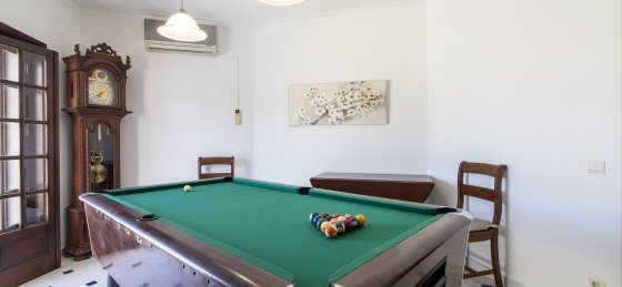 bilhar2.jpg Book a villa in Albufeira