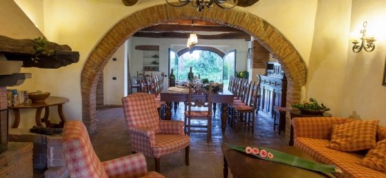 cerretello_sofa_santostefano_lo.jpg Villa holidays in Tuscany