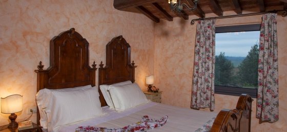 cerretello_twin_bedroom_santostefano2_lo.jpg Holiday home in Tuscany villa booking