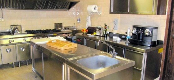 cucina-2.jpg Book a villa holiday in Italy