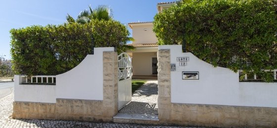 entrada1.jpg Holiday home in Algarve villa booking