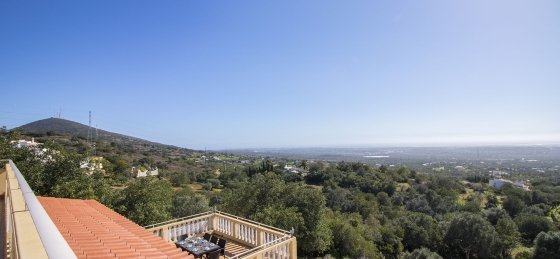 Book a villa holiday in Portugal