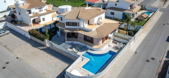 exterior1.jpg Villa rentals in Portugal