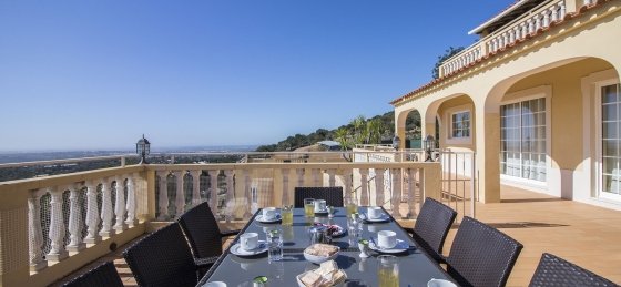 Book a villa in Portugal