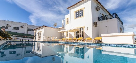 exterior2.jpg Villa rentals in Algarve